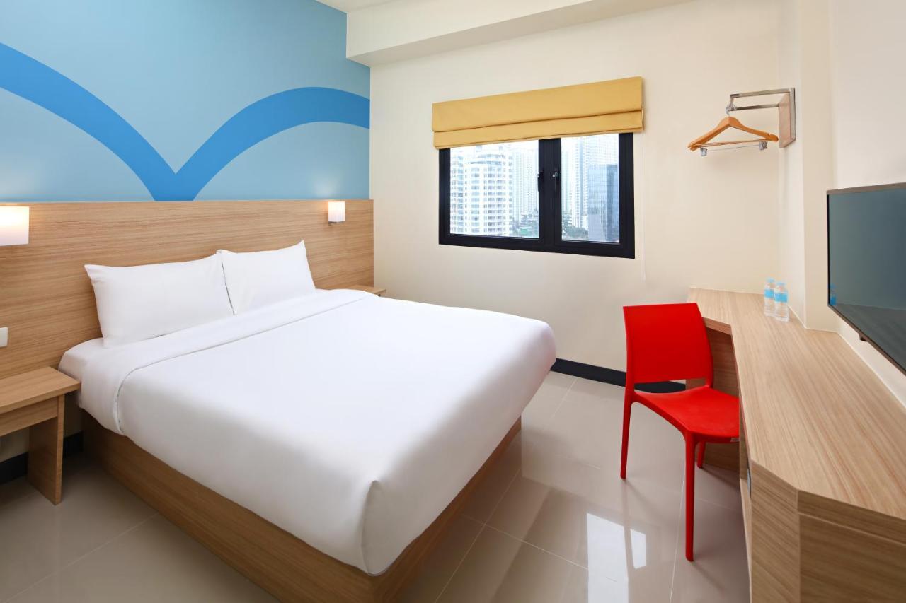 Hop Inn Hotel Cebu City Buitenkant foto